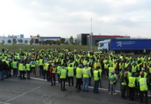 Attaques contre des journalistes par les “gilets jaunes” : RSF appelle à la retenue