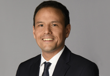 LE SECRÉTAIRE D’ÉTAT AU NUMÉRIQUE QUI A RÉCLAME UN “CONSEIL DE L’ORDRE DES JOURNALISTES” ET RECTIFIE LE TIR LE LENDEMAIN