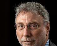 QUELLES QUALITES SONT NECESSAIRES POUR ETRE UN BON JOURNALISTE ?