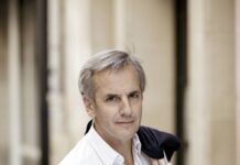 BERNARD DE LA VILLARDIERE LANCE RÉEL MEDIA