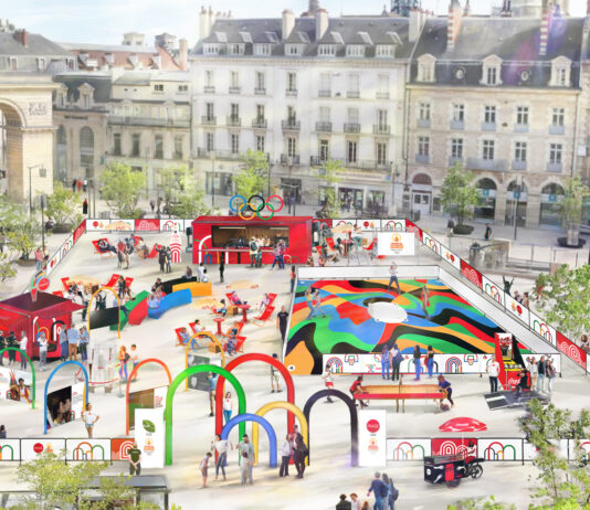 COCA-COLA LANCE “LE VILLAGE COCA-COLA”