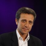 10/03/2026 – LE FIGARO À 200 ANS : QUE SIGNIFIE DIRIGER UNE RÉDACTION BICENTENAIRE AUJOURD’HUI ?