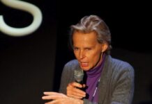 CHRISTINE OCKRENT DECRYPTE LE “LANGAGE TRUMP” DANS UN DICTIONNAIRE