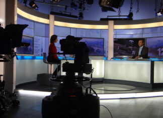 RÉFORME DE L’AUDIOVISUEL PUBLIC : PROJET MAINTENU MALGRÉ UN REPORT LÉGISLATIF