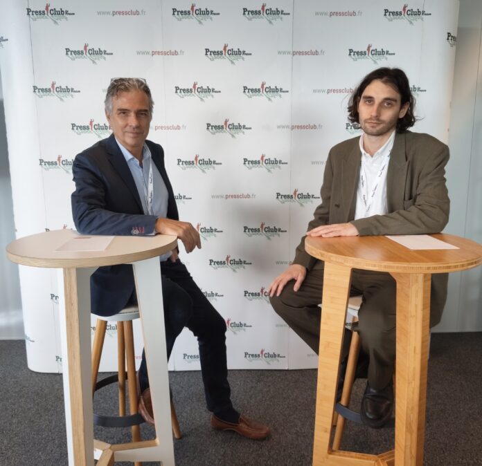 FRANCK PERRIER ET LUCAS MOUGENOT